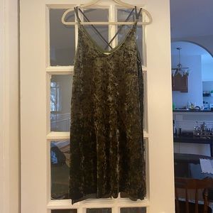 Boutique green crushed velvet dress - Never Worn!
